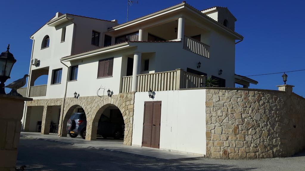 Agrepavli Lapithia Apartment Kallepia Bagian luar foto
