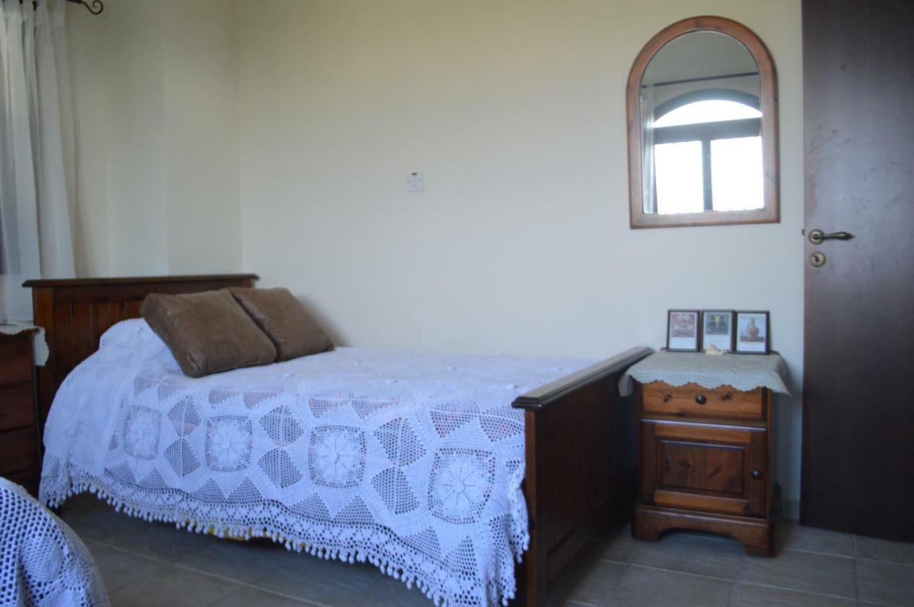Agrepavli Lapithia Apartment Kallepia Bagian luar foto