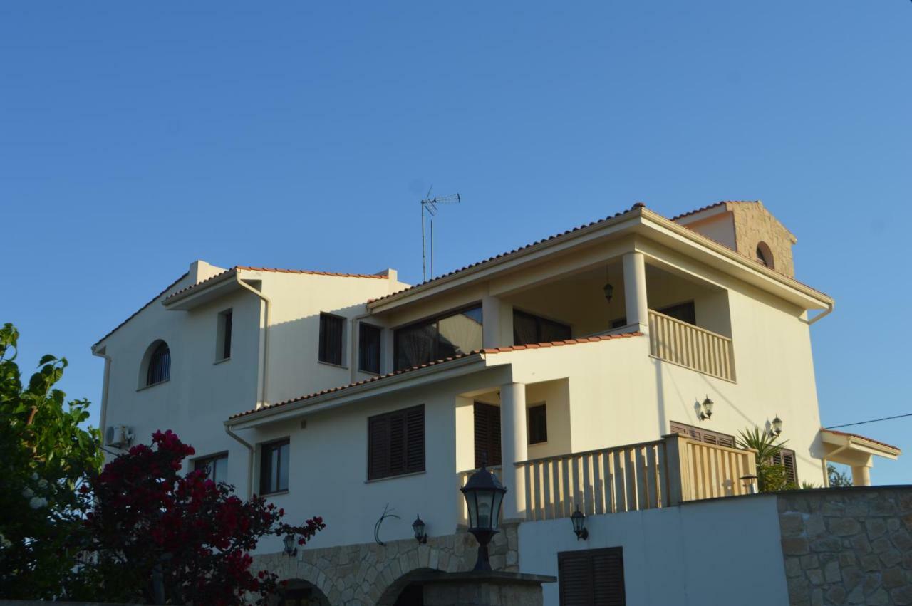 Agrepavli Lapithia Apartment Kallepia Bagian luar foto